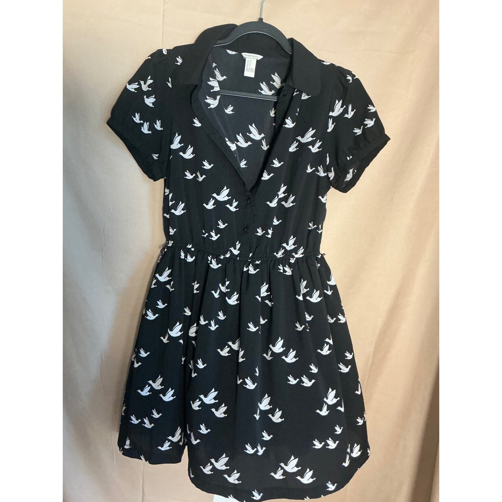 Forever 21 Bird Print Dress Womens Medium Black Excellent Short Sleeve Collared